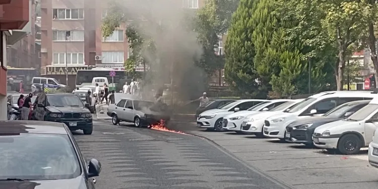 Bursa’da otomobil alev aldı LPG tankı patladı