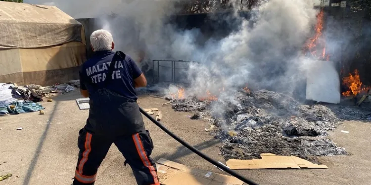 Malatya’da işyeri yangını