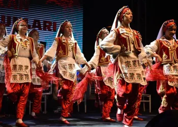 9. Uluslararası altın biber festivaline yoğun ilgi