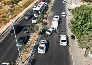 Yarım saat arayla aynı noktada iki kaza