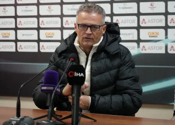Bosna Hersek ekibi Velez Mostar, Teknik Direktör İrfan Buz ile anlaştı