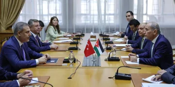 20 düzensiz göçmen kurtarıldı