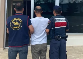 10 yıl 8 ay hapis cezasıyla aranan şahıs yakalandı