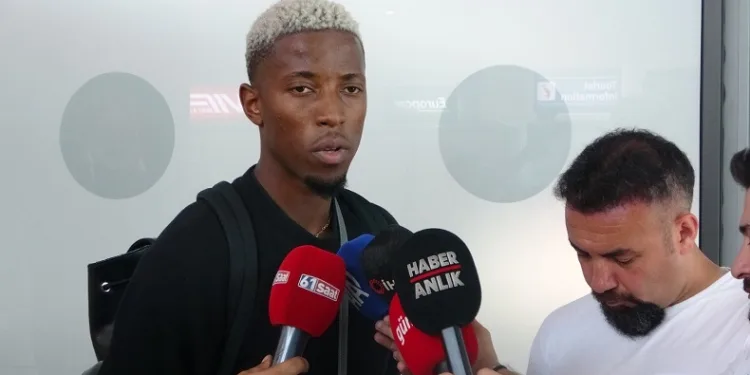 Simon Banza, Trabzon’a geldi