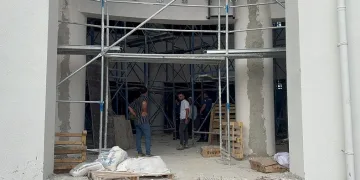 Çalıştığı inşaatın 2. katından düşen işçi hayatını kaybetti
