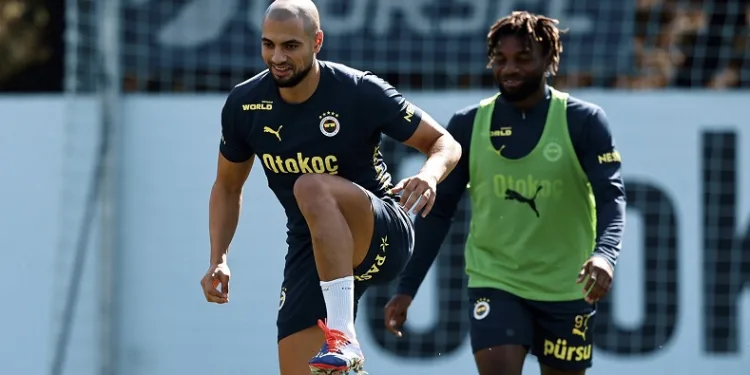 Fenerbahçe’de Sofyan Amrabat, ilk antrenmanına çıktı
