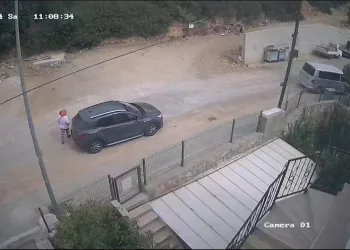 400 bin lira dolandırıp kayıplara karıştılar