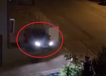 Bursa’da asılı kalan aracında pilot oldu