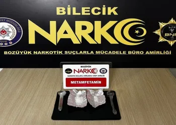 Durdurulan 2 şüpheli araçtan uyuşturucu madde ele geçirildi