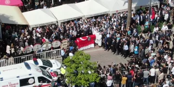 İsrail’in katlettiği Ayşenur, tekbirlerle uğurlandı
