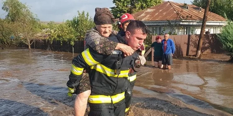Romanya’da sel: 4 ölü