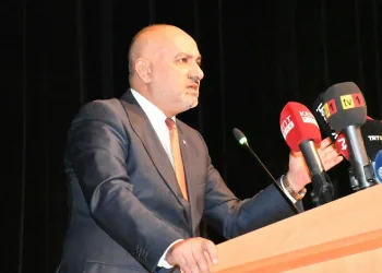Kayserispor’da Ali Çamlı yeniden başkan seçildi