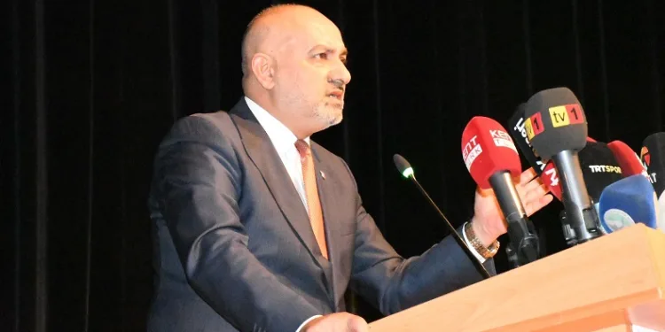 Kayserispor’da Ali Çamlı yeniden başkan seçildi
