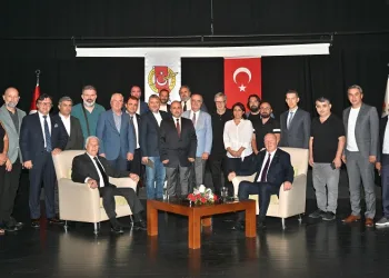 Başkan Bozbey, Bursalı gazetecilerin konuğu oldu
