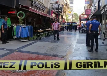 Esnafın tartışmasında kan aktı