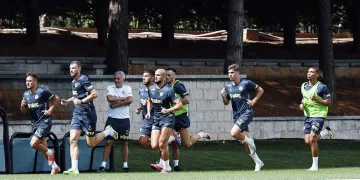 Fenerbahçe’de derbi mesaisi başladı