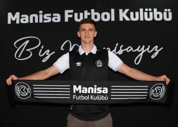 Manisa FK, Armin Hodzic için imza töreni düzenledi