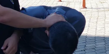 Uyuşturucu ticaretinden tutuklandı
