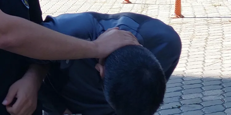 Uyuşturucu ticaretinden tutuklandı