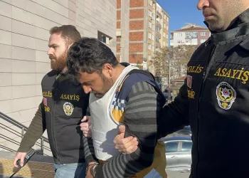 Hırsızlık için girdiği evdeki kadını öldüren sanığa ceza yağdı