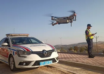 Jandarmadan drone destekli trafik denetimi