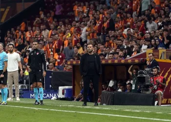 Galatasaray Teknik Direktörü Okan Buruk: “Derbiye 5’te 5 galibiyetle gidiyoruz”
