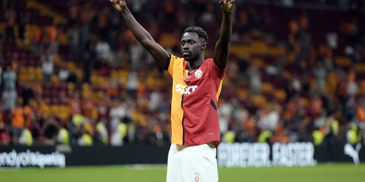 Maç sonu 3’lüsü Davinson Sanchez’den