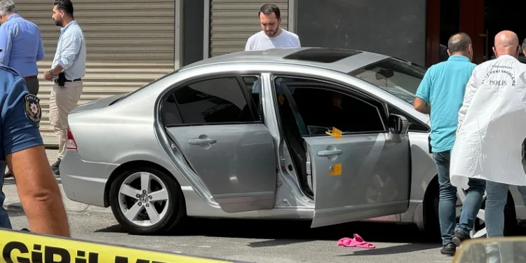 Mersin’de otomobile silahlı saldırı