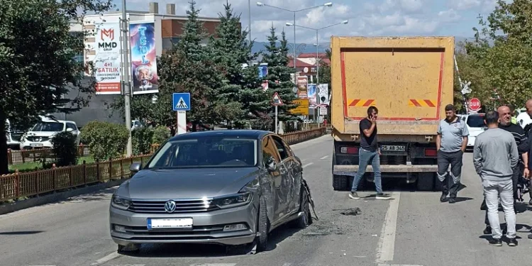Erzurum’da trafik kazasında yürekler ağza geldi