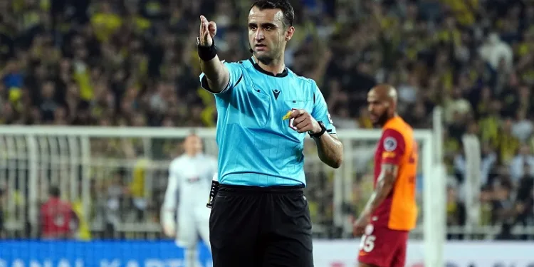 Atilla Karaoğlan, 2. kez Fenerbahçe – Galatasaray derbisinde düdük çalacak