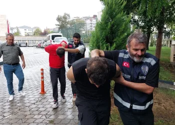 Uyuşturucu ticaretinden 2 kişi tutuklandı