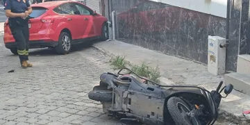 Otomobil ile motosiklet çarpıştı: 1 kişi ağır yaralandı