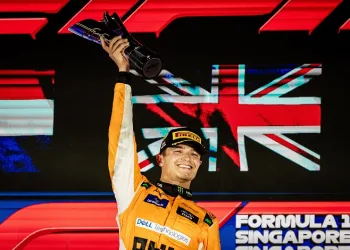 Singapur Grand Prix’sini Lando Norris kazandı