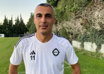 Altay’ın 43 yaşındaki golcüsü Murat Uluç, 7 ay sonra ilk 11 başladı