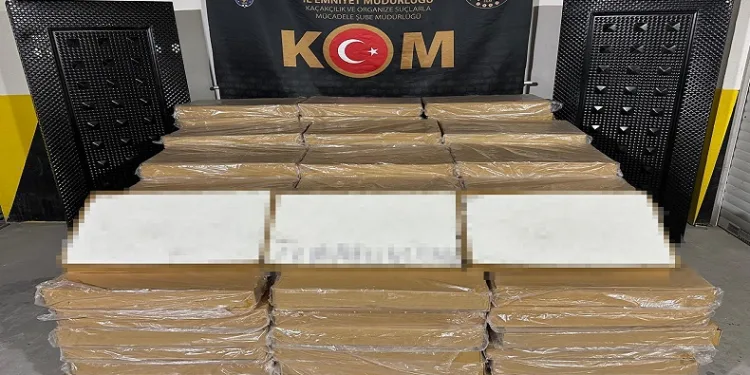 600 bin TL’lik kaçak sigara ele geçirildi