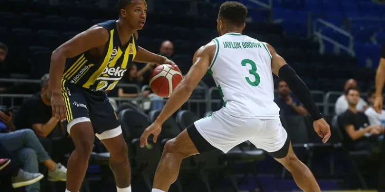 Fenerbahçe, hazırlık maçında Bursaspor’u 107-66 mağlup etti