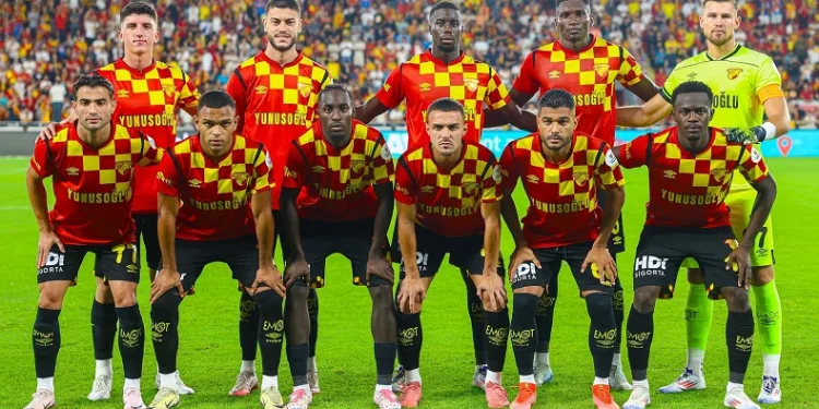 Göztepe, Süper Lig’in en az gol yiyen iki takımından birisi