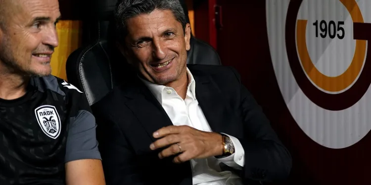 Razvan Lucescu: “Galatasaray taraftarı önünde oynadığı için şanslıydı”