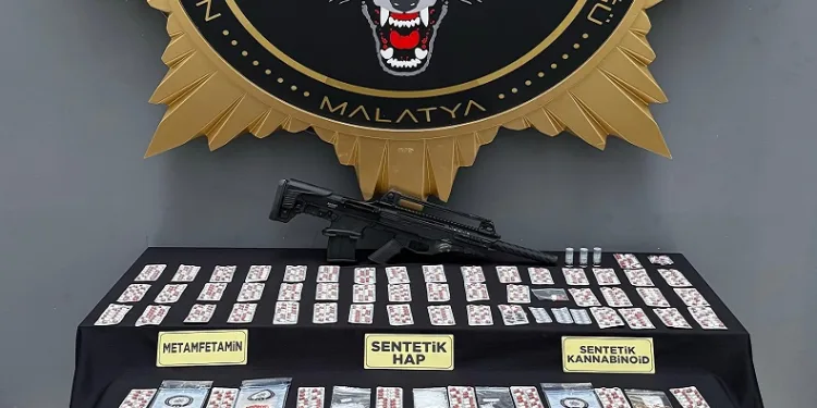‘Torbacı’ operasyonu: 16 gözaltı