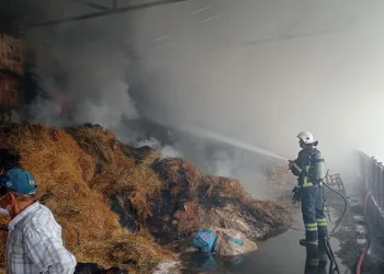 Burdur’da samanlıkta yangın