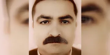 Aracını yakmaya çalışıp kendini vurdu