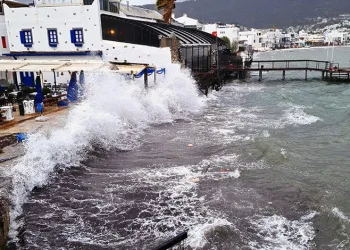 Meteorolojiden denizlerde fırtına uyarısı