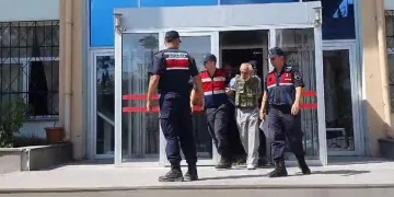 Mersin’de aileyi katleden zanlı tutuklandı