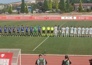 Bursaspor Kupada bir üst tura yükseldi