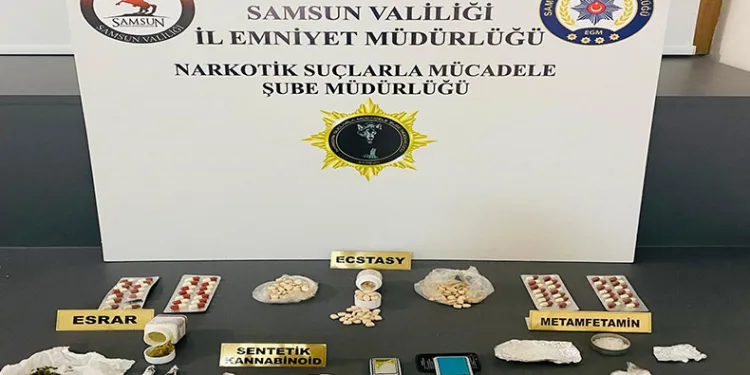 Samsun’da uyuşturucu operasyonu: 2 gözaltı