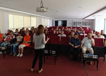 Gemlik Belediyesi çalışanlarına Temel Afet Bilinci Eğitimi