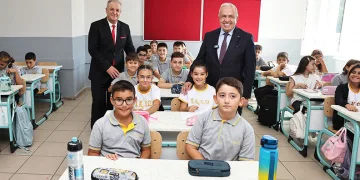 Şadi Özdemir öğrencilerin ilk gün heyecanını paylaştı