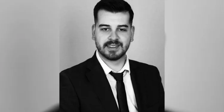 22 yaşındaki meclis üyesi hayatını kaybetti