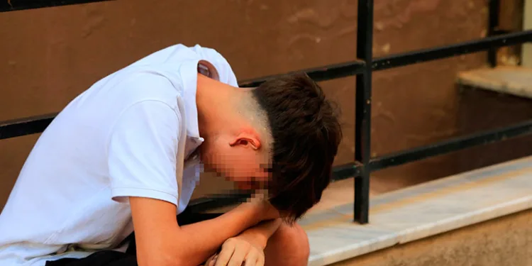 Ocakta yağı unutup uyuyakalınca evde yangın çıktı