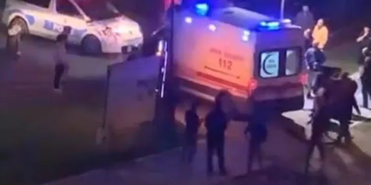 Ankara’da iki grup arasında çıkan bıçaklı kavgada 1’i ağır 3 çocuk yaralandı